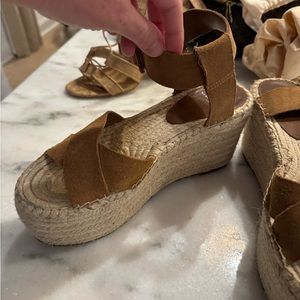 Marc Fisher wedges!